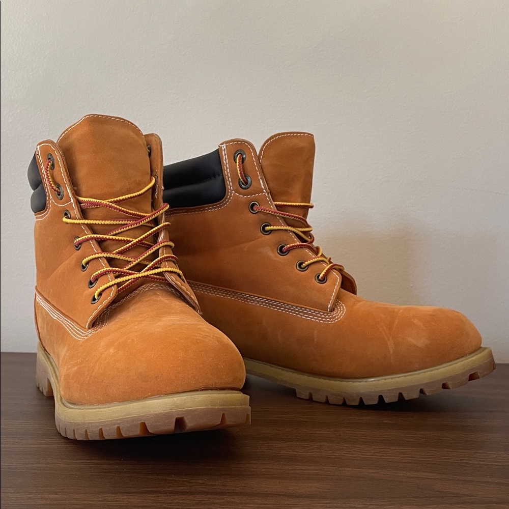 Levi's Harrison Engineer Suede Boots